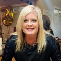 Karen Eichelberger