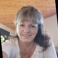 Shelley Nuhn