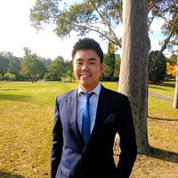 Raymond Chang, Cfa