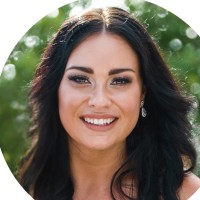 Kirsty-Lee R.