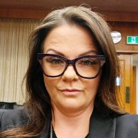 Trish Nebo, Cip