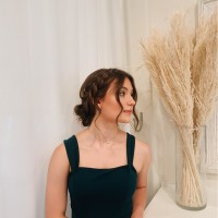 Olivia Grove