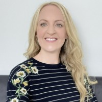 Kerrie Prescott MA, BA(Hons), E-RYT, HPD, MCIPD