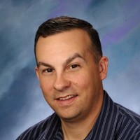 Gus Kerry, Mba