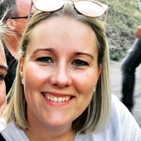 Helle Østergaard