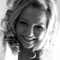 Denise Lowe