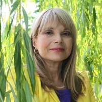 Dr Suzanne G Harper