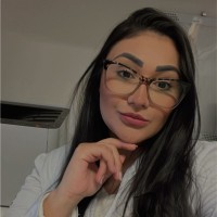 Rubia Amanda Beraldi de Santana