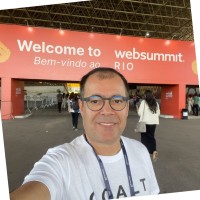 Adriano Medeiros