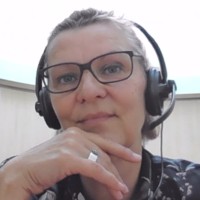 Anja Roth