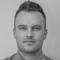 József Soltész