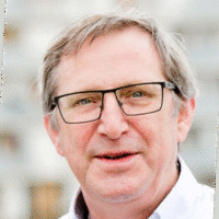 Rens Laar, Van