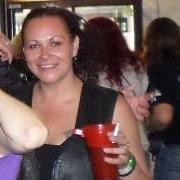 Yvette Niemand