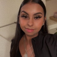 Iris Bailon