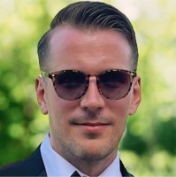 Jonathan Riis