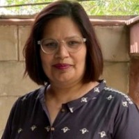Dr Charu sethi