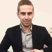 Александр Литвинов