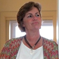 Elke Jonas