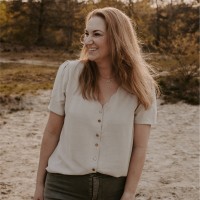 Angela Boezer