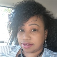 Niecie James