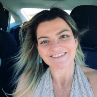 Liliam Oliveira Castanheira