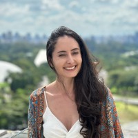Lívia Faria