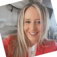 Danette Lowe