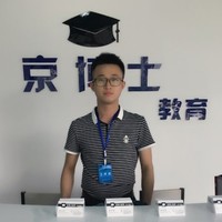 刘依伦