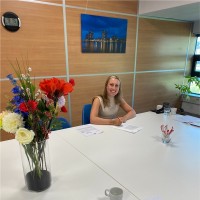 Laura Van Weelde