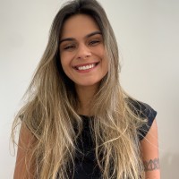 Maíra De Oliveira