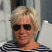 H De Vries