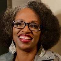 Lina Mzungu