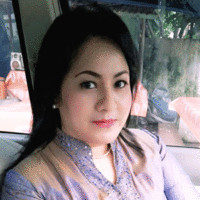 Nyoman Wahyuti