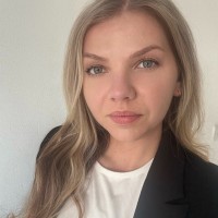 Anna Deák