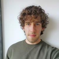Simon Lüthi
