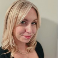 Dr Martina Smith