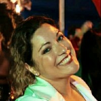 Andrezza Perez Meira Machado