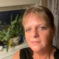 Lena Saunders