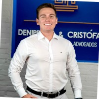 Carlos A. Suguimoto de Cristófano