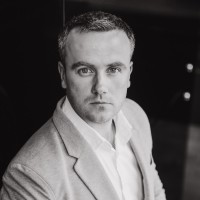 Владимир Батт