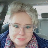 Amanda J Caldwell
