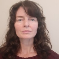 Susan Hills