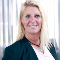 Bettina Fenzlein