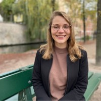 Nathalie Van Loo-Mullenders