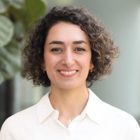 Elnaz Kia