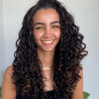 Leticia Mansilha