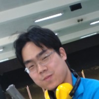 黄冰逸