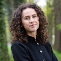 Claire Veenhof