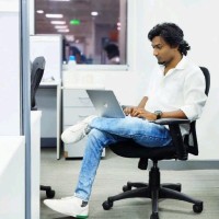 Vignesh V