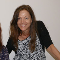 Sara Wright